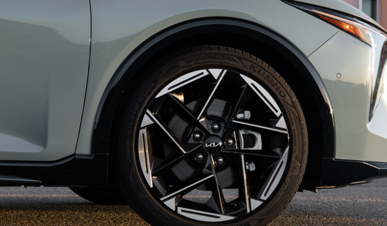 Kia K4 Sedán lleno